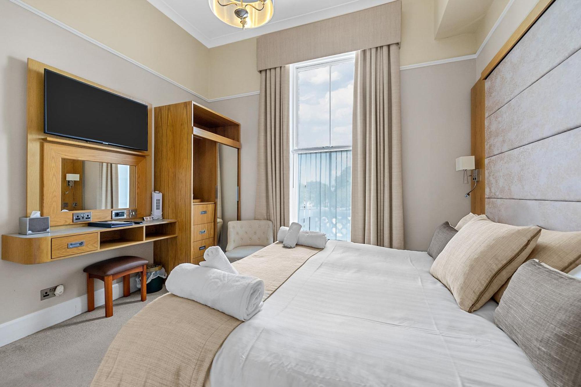 Invicta Hotel بلايموث المظهر الخارجي الصورة