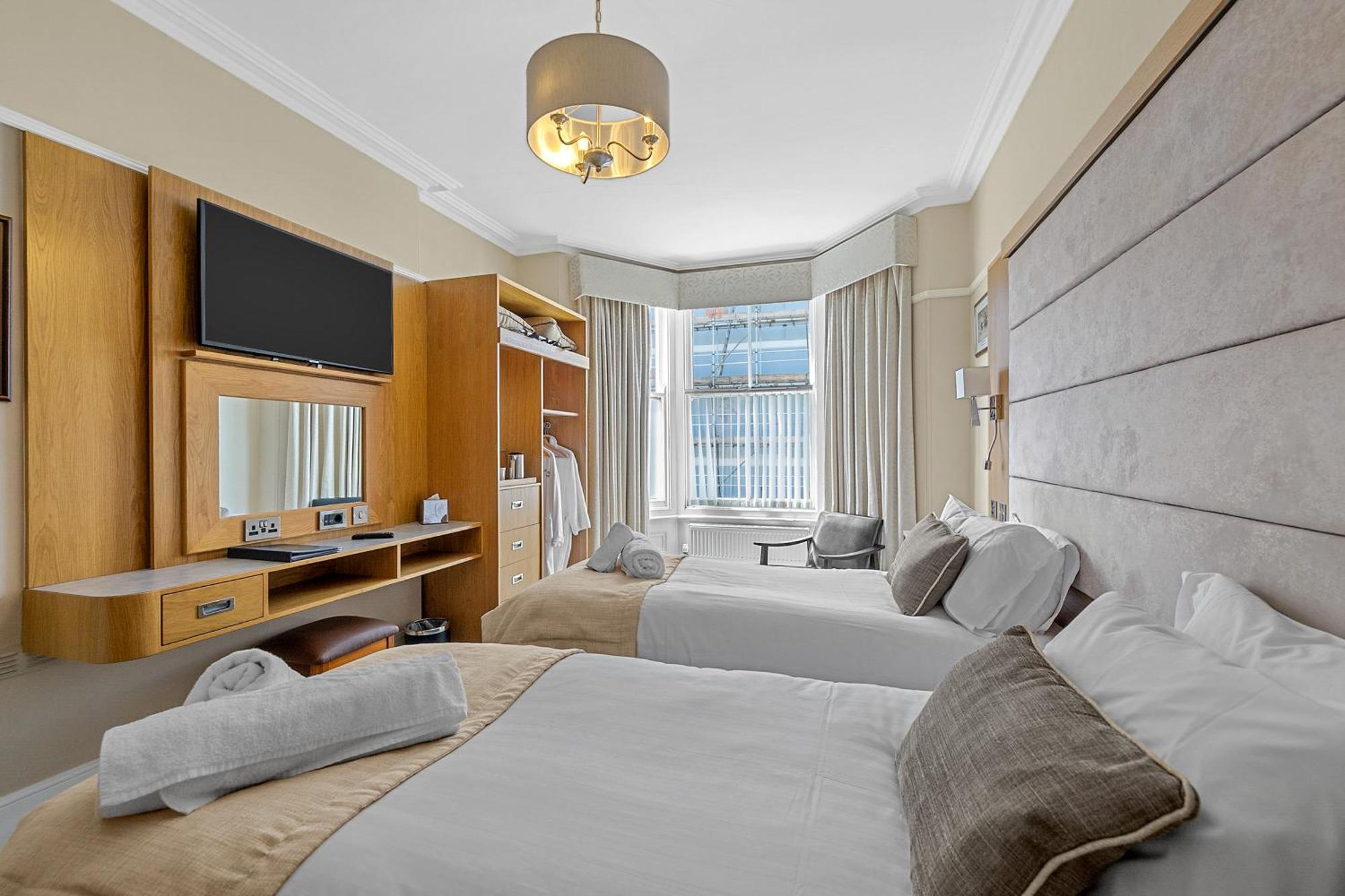 Invicta Hotel بلايموث المظهر الخارجي الصورة